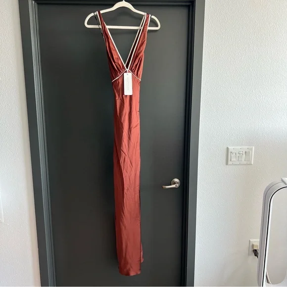 Shona Joy Belkis Contrast Plunged Cross Back Maxi Dress Size 4 NEW! With tags! - Picture 3 of 16